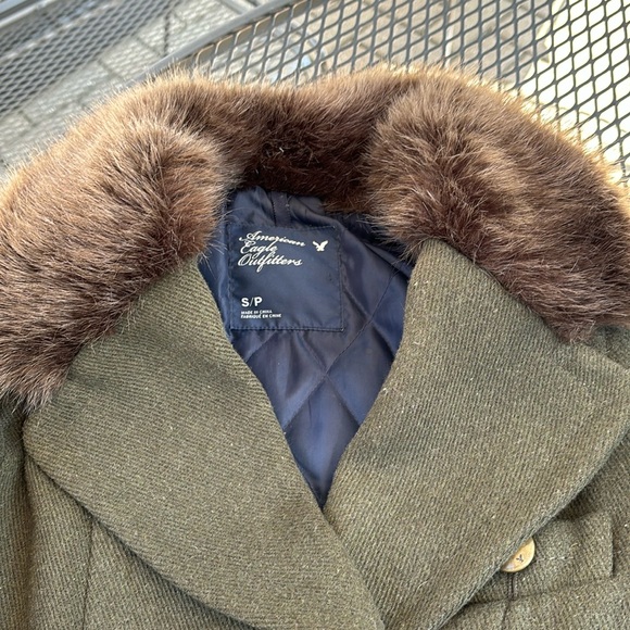 American Eagle Outfitters lined winter Coat. - Picture 4 of 8